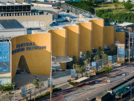 Central Nakhon Pathom