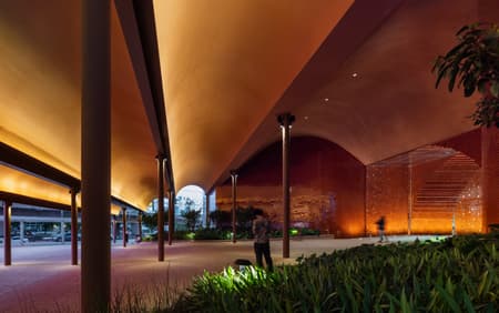 Central Nakhon Pathom