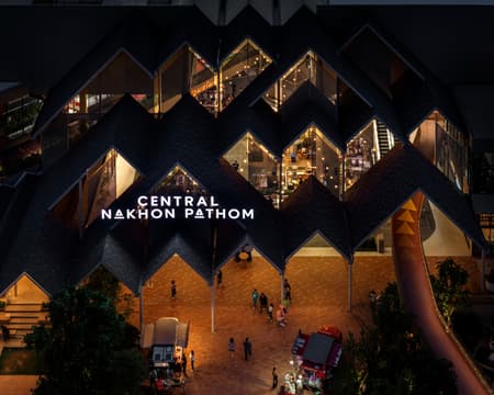 Central Nakhon Pathom