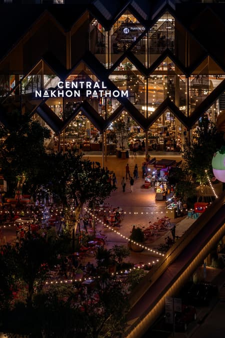 Central Nakhon Pathom