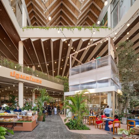 Central Nakhon Pathom