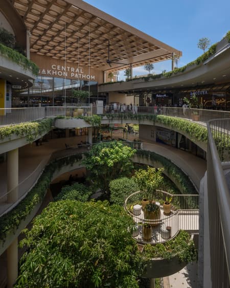 Central Nakhon Pathom