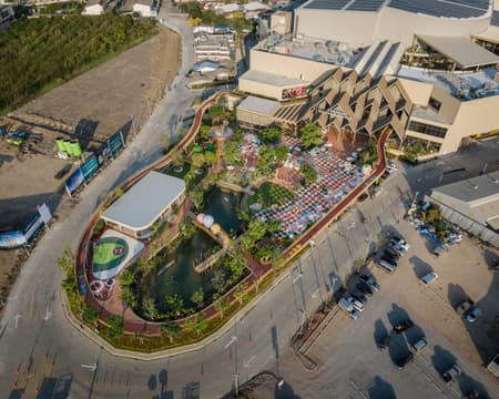 Central Nakhon Pathom