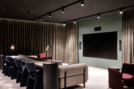 Meander Residence 
