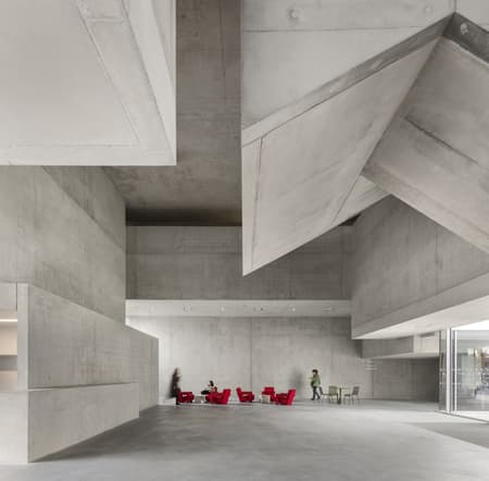 Saint-Jean-de-Luz Cultural Cente