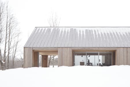 House On The Pond