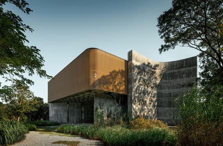 W House II