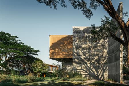 W House II