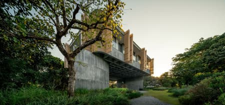 W House II