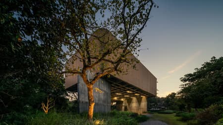 W House II