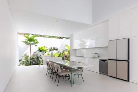 F10 House