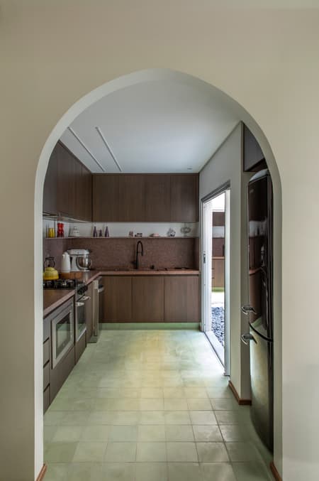 Vila House
