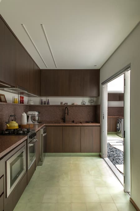 Vila House
