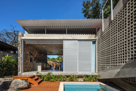 Toque Toque Grande II House