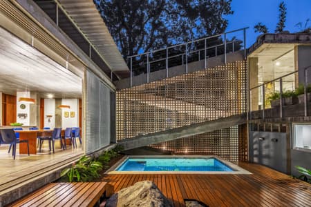 Toque Toque Grande II House