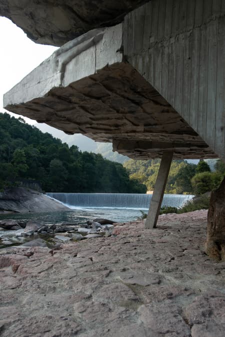 Moon Bay Waterfall Viewing 