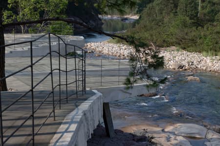 Moon Bay Waterfall Viewing 