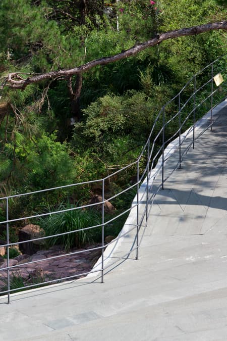 Moon Bay Waterfall Viewing 