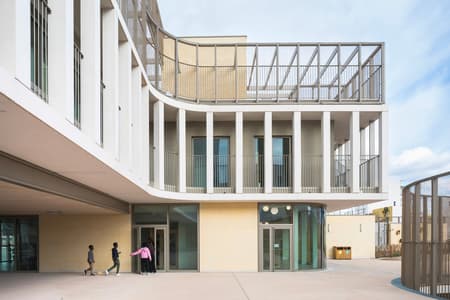 Les Fabriques School