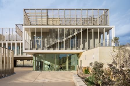 Les Fabriques School