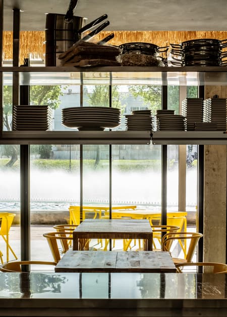 E Um Restaurante
