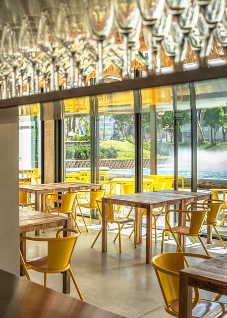 E Um Restaurante