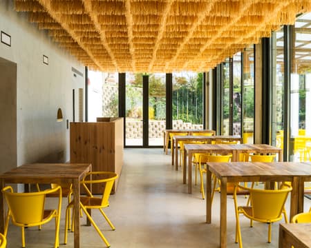 E Um Restaurante