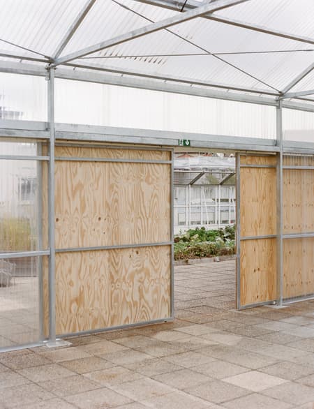 An Educational Farm on the Roof 