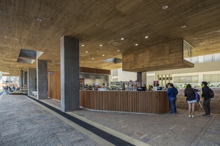 Faculty of Humanities Building - Industrial University of Santander 