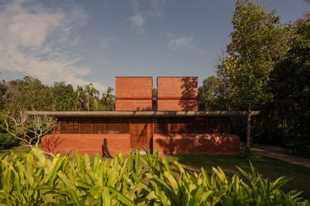VILAKK Residence