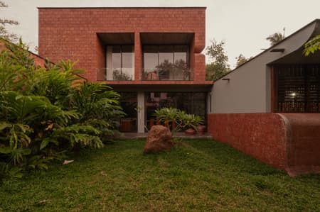 VILAKK Residence