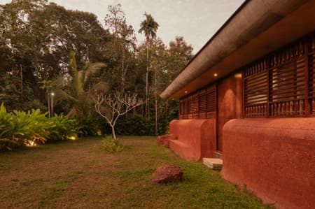 VILAKK Residence