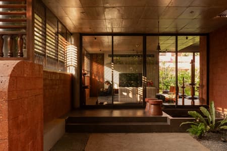 VILAKK Residence