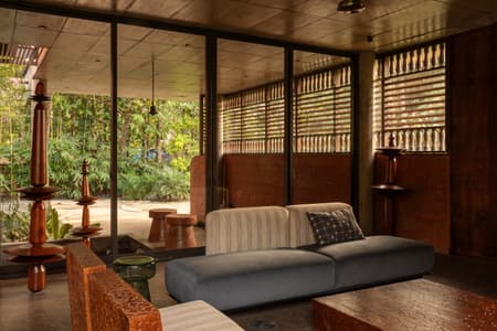 VILAKK Residence