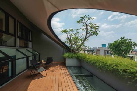 House of Dentist Couple