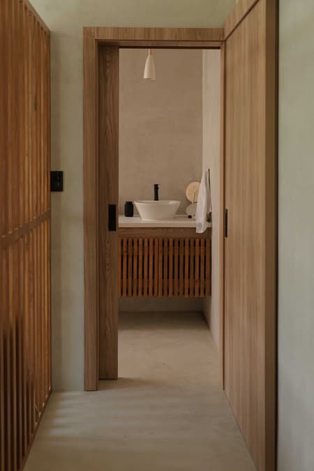 1.5-3 House
