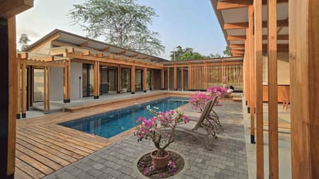 1.5-3 House