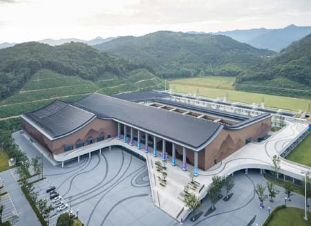 Fuyang Yinhu Sports Center