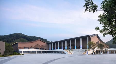 Fuyang Yinhu Sports Center