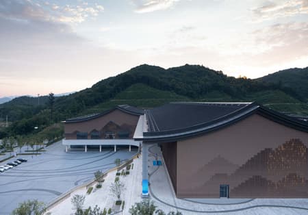 Fuyang Yinhu Sports Center