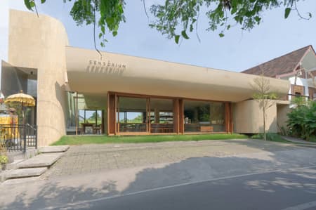 Sensorium Tropical Shelter