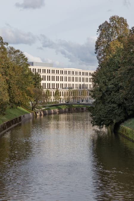 Center Rog – Renovation and Creative Center