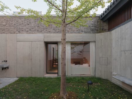 Jisifang Boutique & Woven Moonlight 