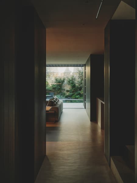 899 - S29 House