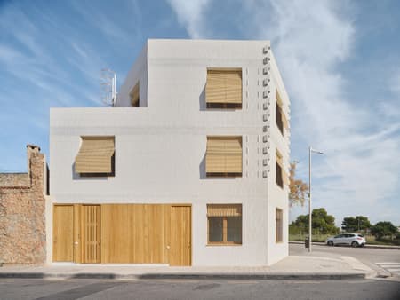 11 Social Houses in Palma
