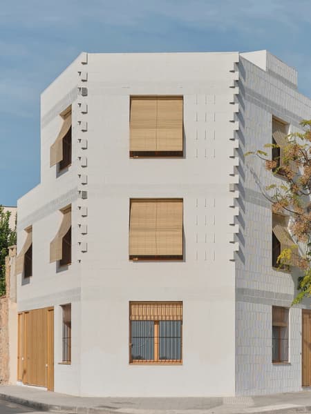 11 Social Houses in Palma