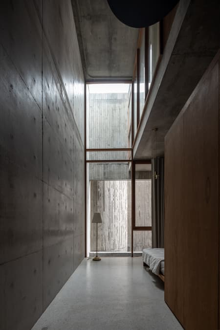 Vertical Tube House - Kam and Ly House