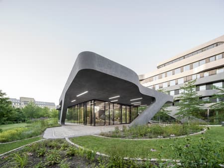 FOM University Pavilion