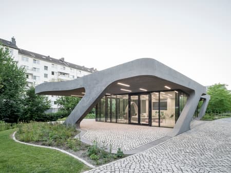 FOM University Pavilion