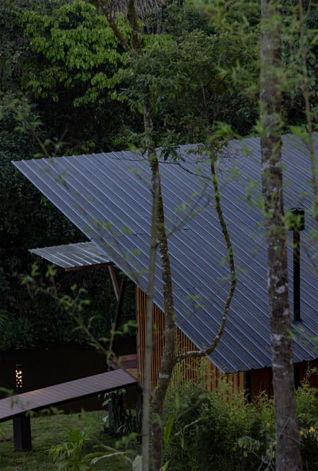 Hoguera de Madera Refuge